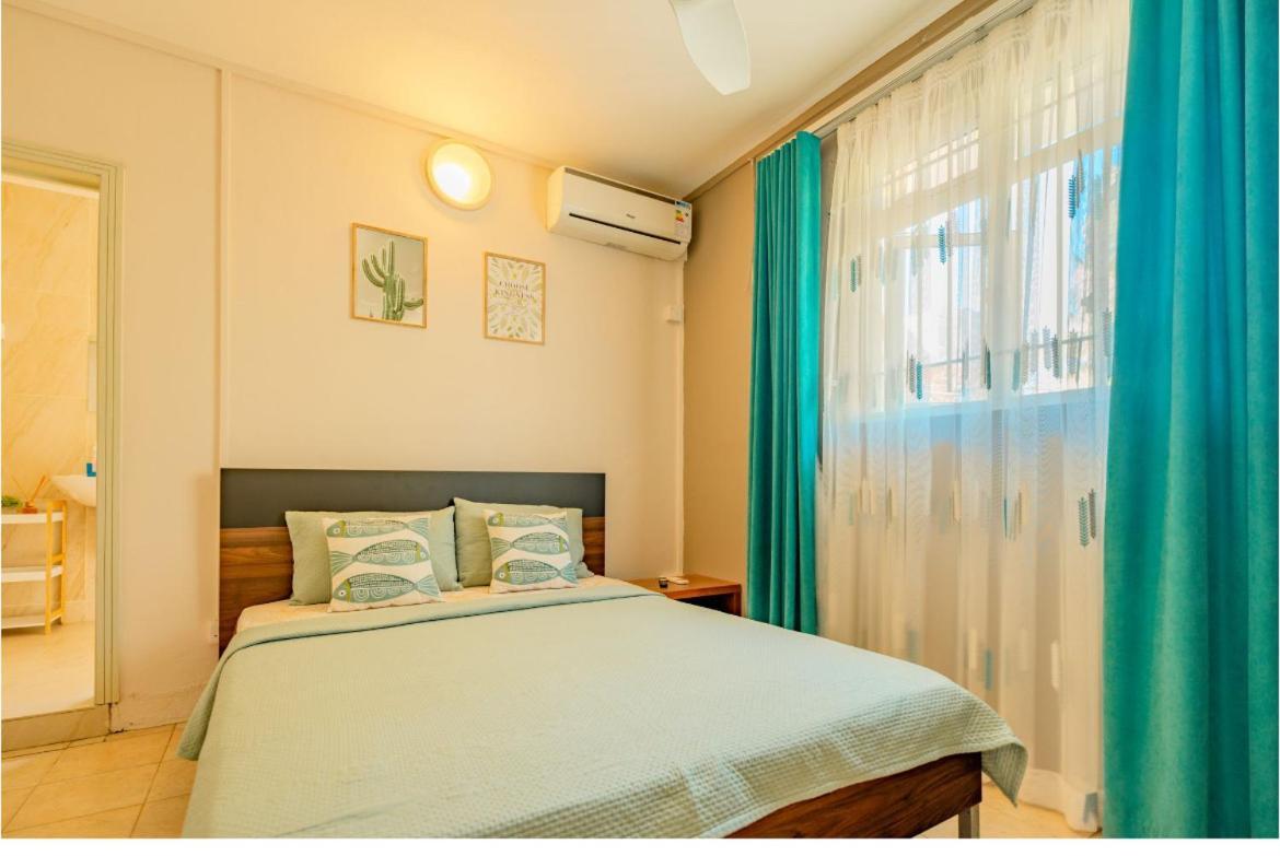 Pereybere Beach Paradise 4 Bedroom Apt ภายนอก รูปภาพ
