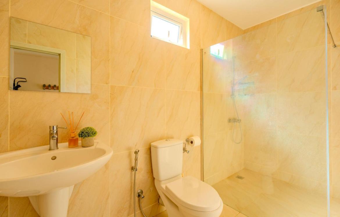 Pereybere Beach Paradise 4 Bedroom Apt ภายนอก รูปภาพ